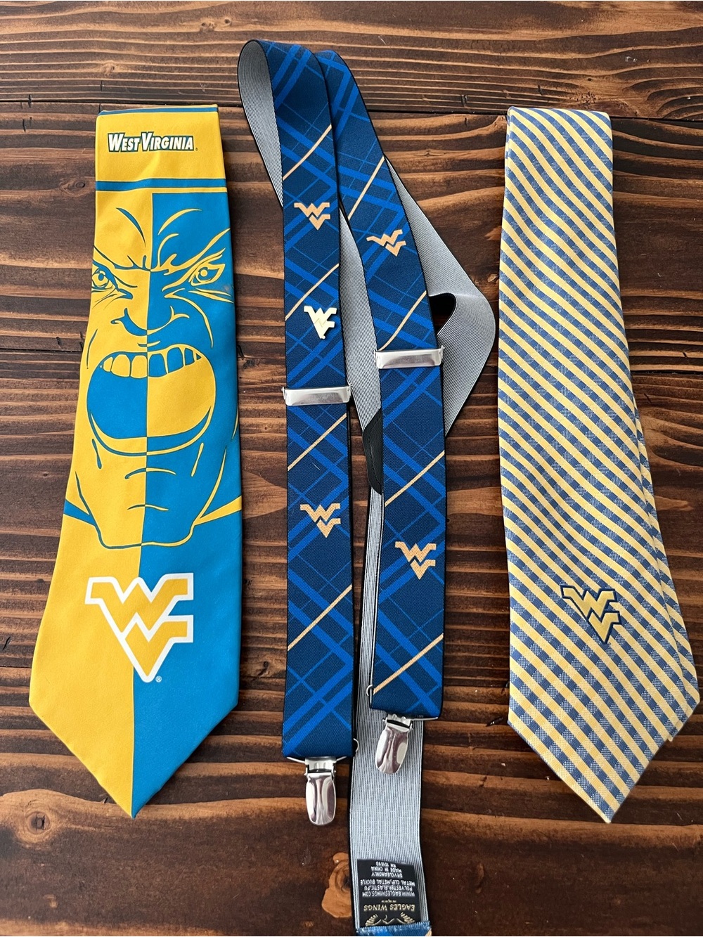 WEST VIRGINIA MOUNTAINEERS TIES AND SUSPENDER